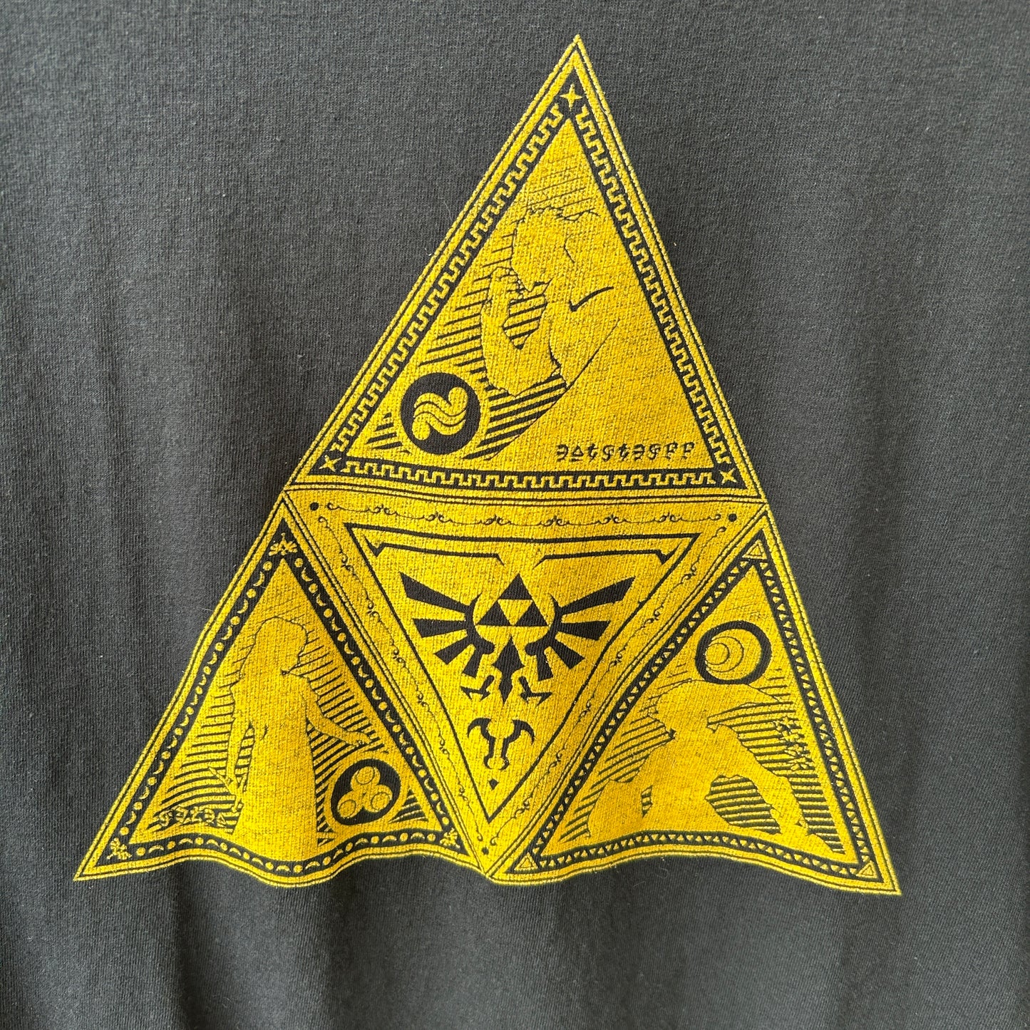 Pre-Owned Legend of Zelda Triforce Tee