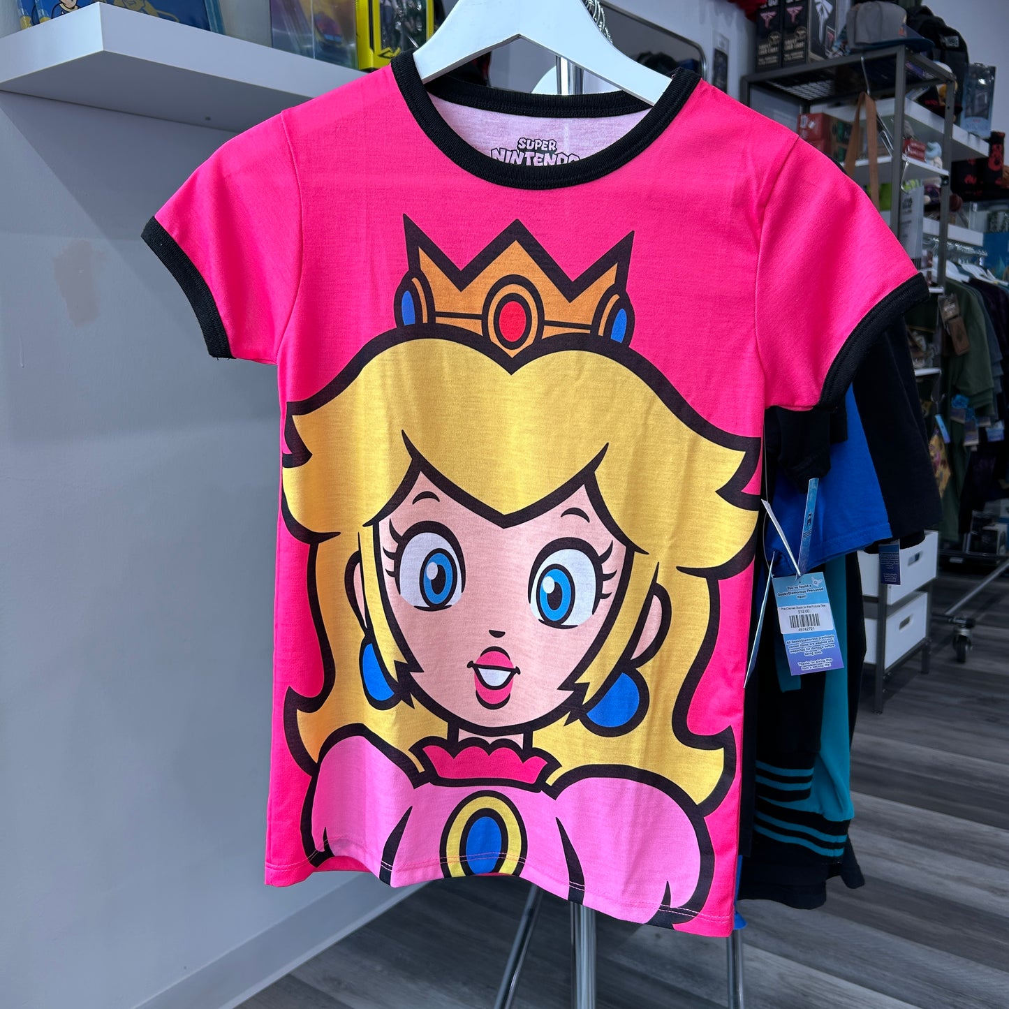Pre-Owned Princess Peach USH Tee