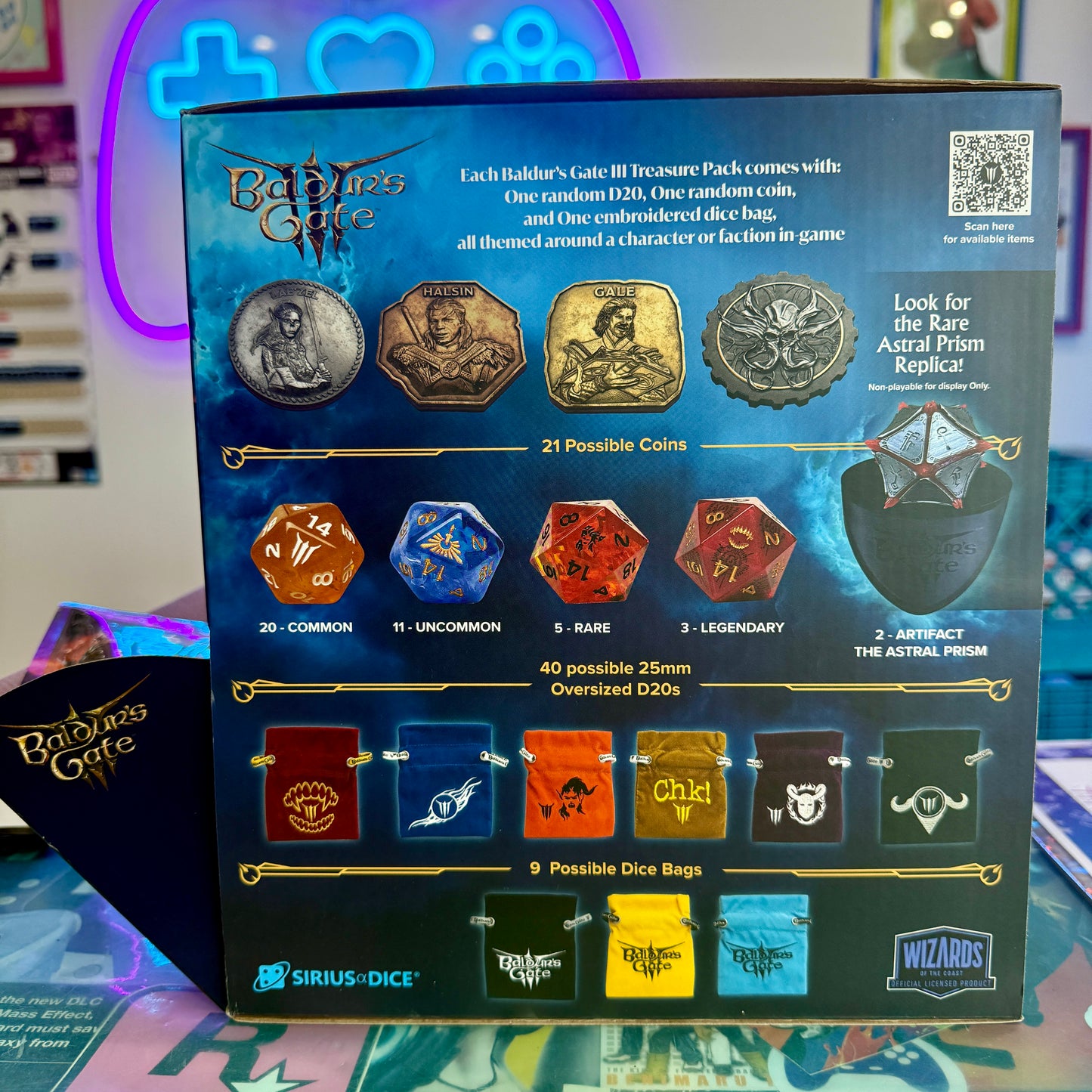 Packaging box of Baldur’s Gate 3-themed
blind bag treasure packs showing possible designs you can get.