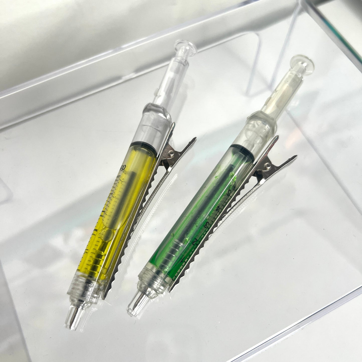Neotropolis Syringe Hair Clip/Pen