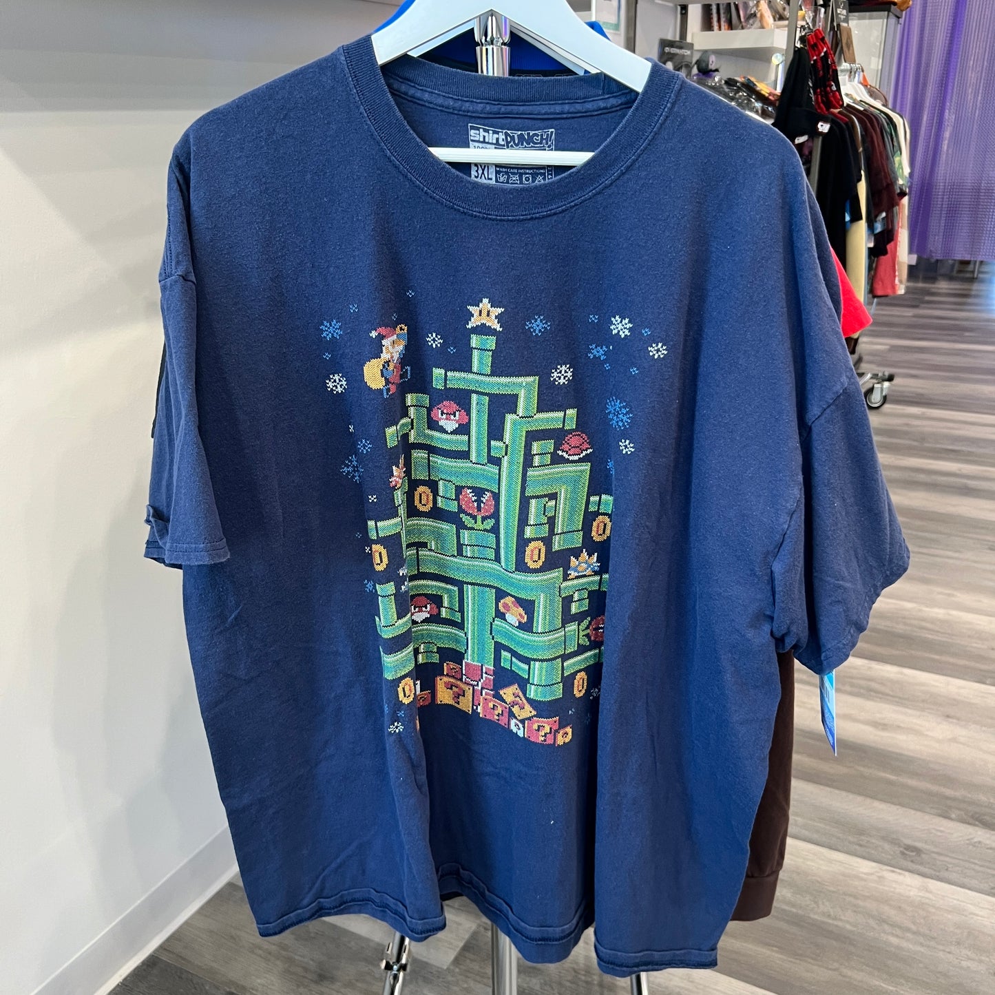 Pre-Owned Super Mario Warp Pipe Tree Tee