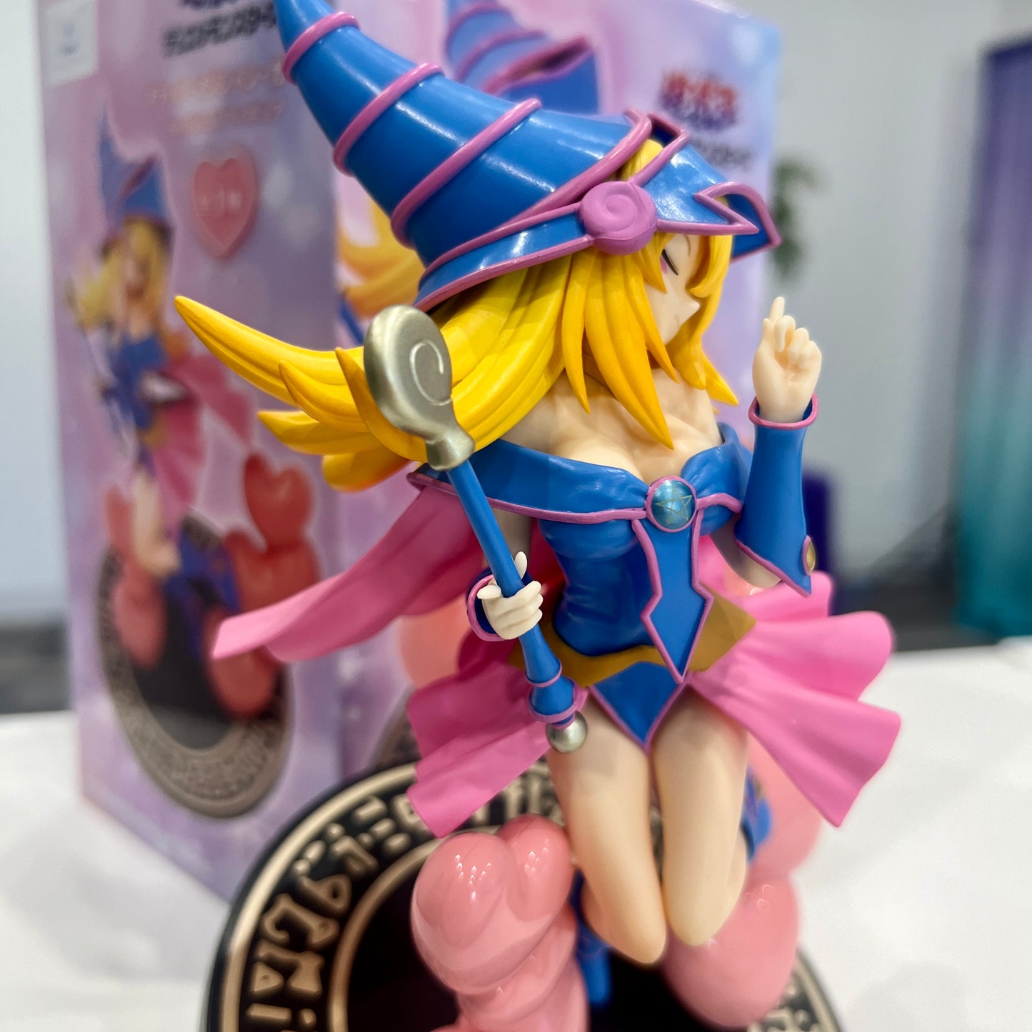 Yu-Gi-Oh! Dark Magician Girl Figure