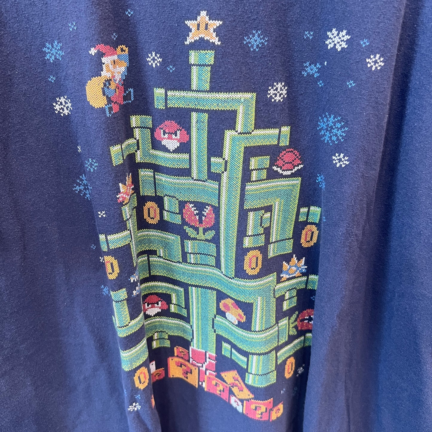 Pre-Owned Super Mario Warp Pipe Tree Tee